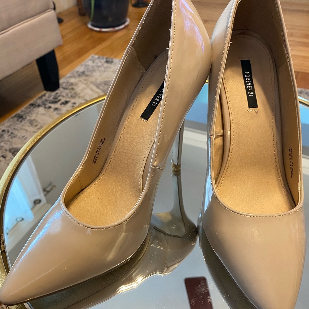 Forever 21: Patent leather Nude heel